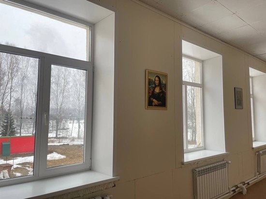 В школе Оленинского округа Тверской области установили новые окна