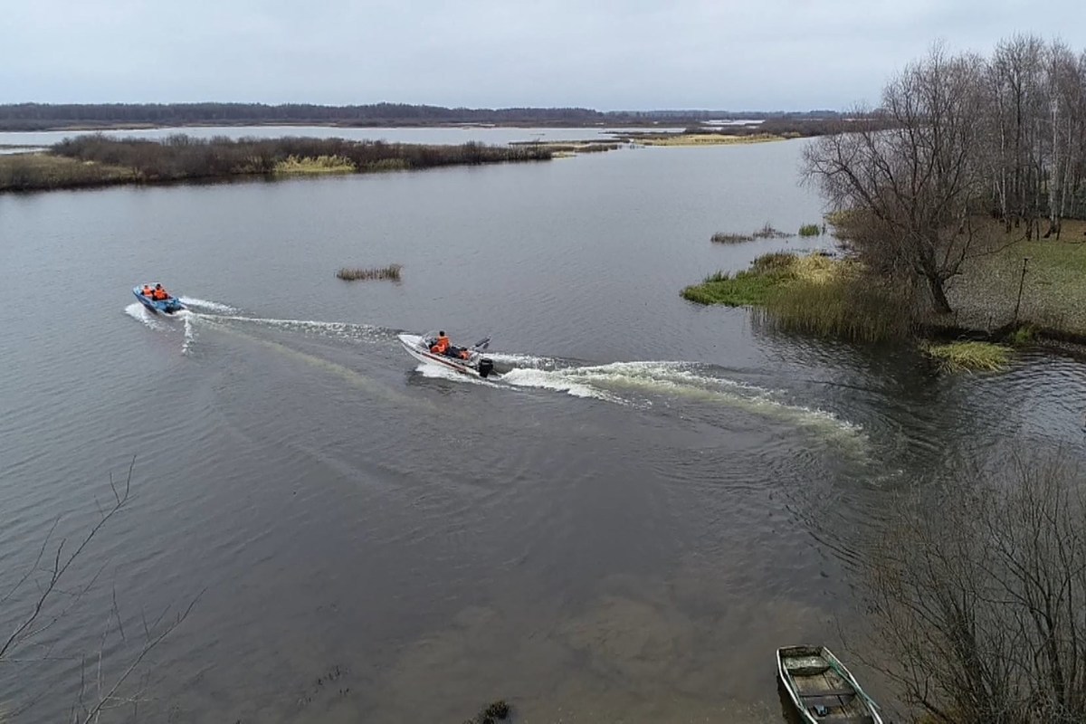 Костромские трагедии: спасатели ищут тела трех рыбаков, погибших на реках области