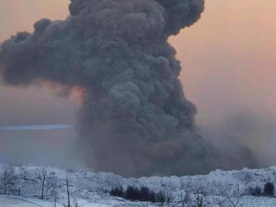 Пепловое облако от камчатского вулкана Шивелуч разошлось на 500 км