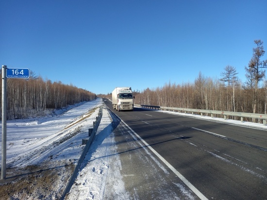 Ограничения для фур на трассе «Амур» продлили в Забайкалье из-за снегопада