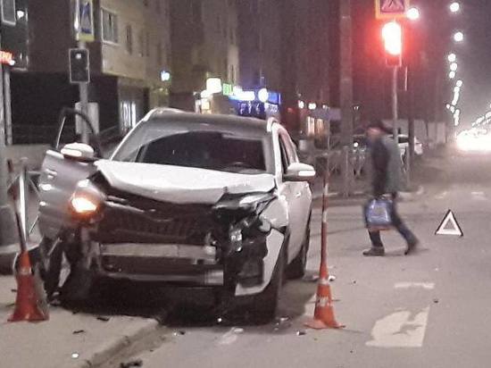 В ДТП на Псковской улице в Великом Новгороде пострадал человек