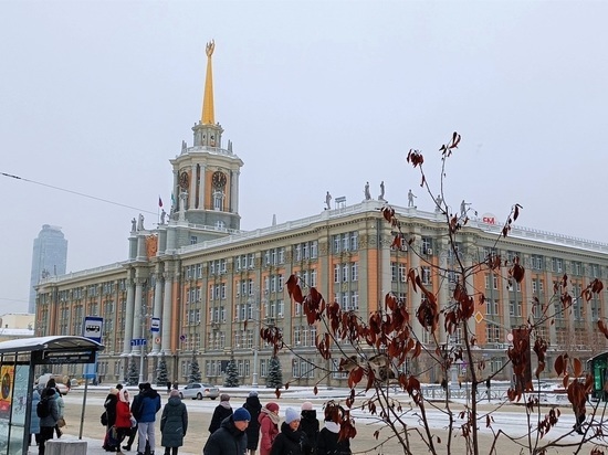 Екатеринбургская гордума встретила аплодисментами депутата, вернувшегося со спецоперации