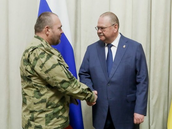 Губернатор Пензенской области вручил награды добровольцам из отряда «Барс-4»