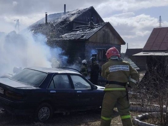 В Бурятии в результате пожара сгорел дом