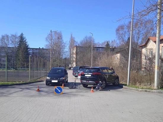 В Светлогорске Opel сбил несовершеннолетнего велосипедиста