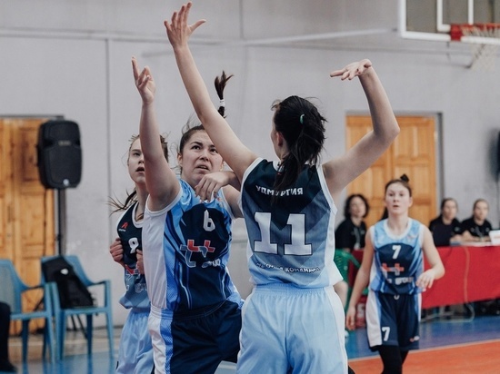 Баскетболистки из Кинешмы не смогли пробиться в 1/4 финала школьной баскетбольной лиги "КЭС-Баскет"