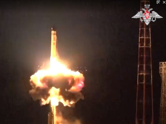 Россия выпустила межконтинентальную баллистическую ракету