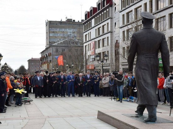 Губернатор напомнил брянцам о приезде Юрия Гагарина в регион