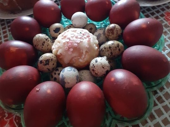 Роспотребнадзор Забайкалья рассказал, чем безопасно красить яйца на Пасху