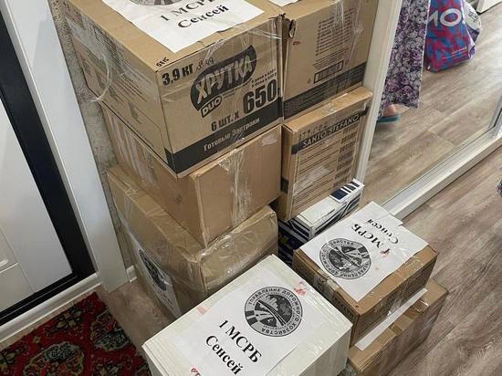 Мурманские дорожники собрали продукты и медикаменты для бойцов СВО