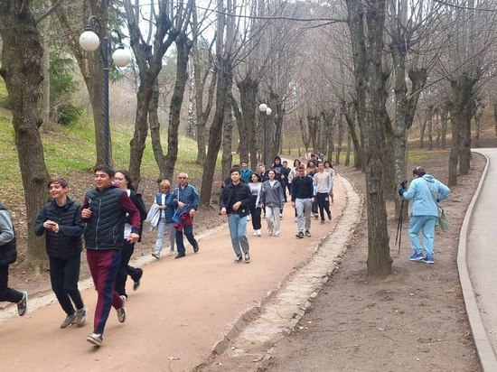 В День космонавтики более 150 человек приняли участие в забеге в Кисловодске