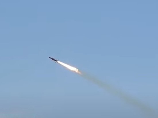 Запущенная КНДР ракета упала за пределами территориальных вод Японии