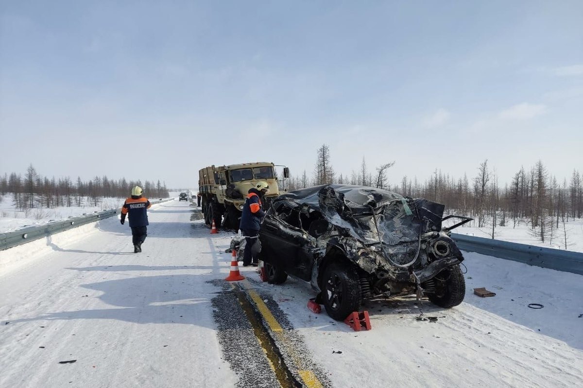 Погибли трое: в ГИБДД рассказали подробности страшной аварии в Тазовском  районе - МК Ямал