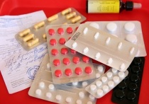 В Госдуме РФ сразу в двух чтениях приняли законопроект о новых штрафах для фармацевтов, продававших без рецепта лекарства, подлежащие учету