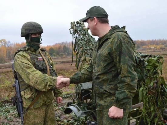 Смоленские школы подключаются к плетению маскировочных сетей для участников СВО