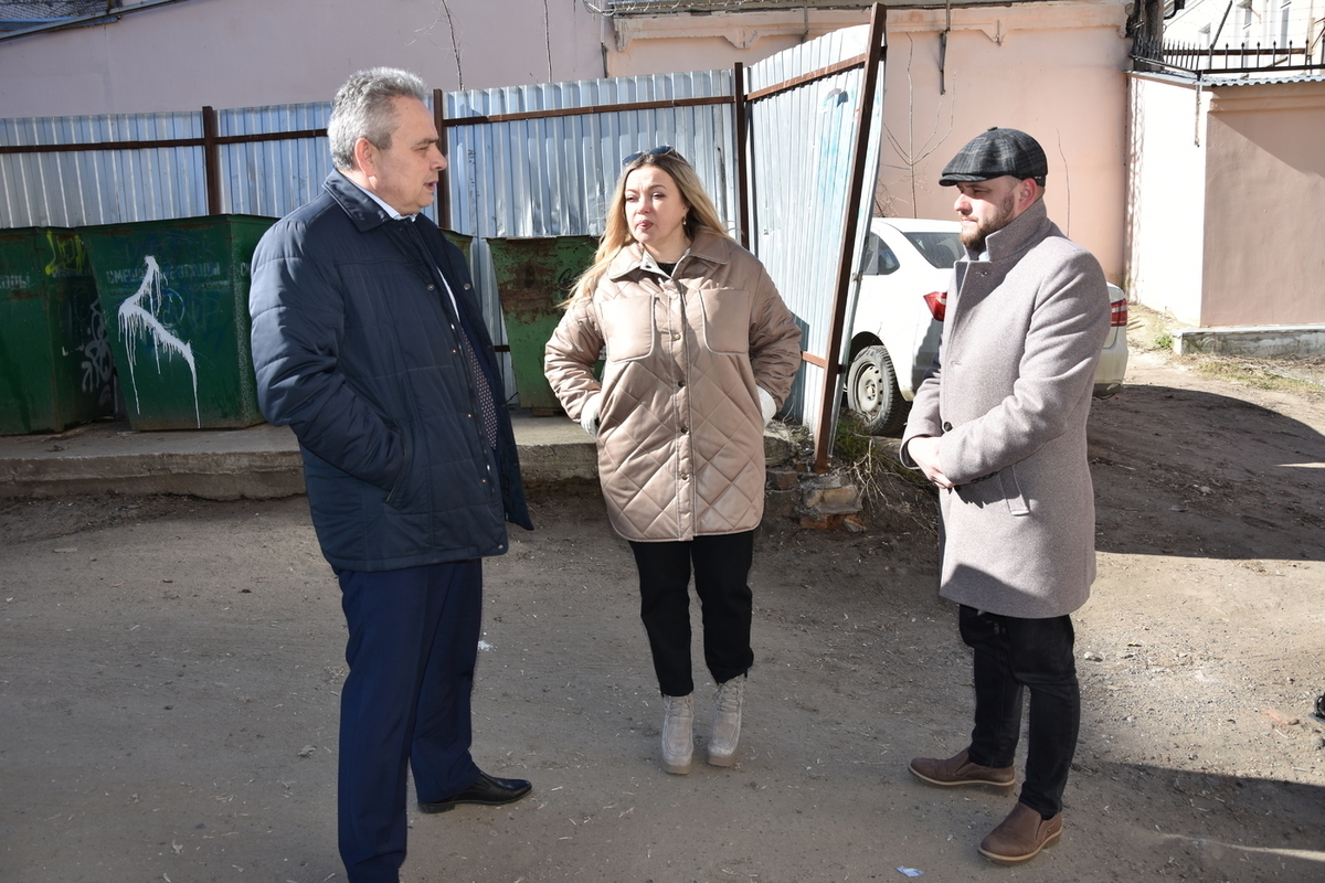 В Костроме прошел инспекционный рейд по мусорным площадкам