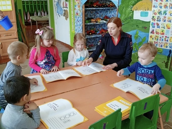 Смоленская Госавтоинспекция навестила школьников Починковского района