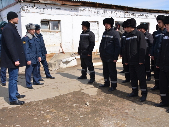 Осипов подарил осуждённым куличи накануне Пасхи