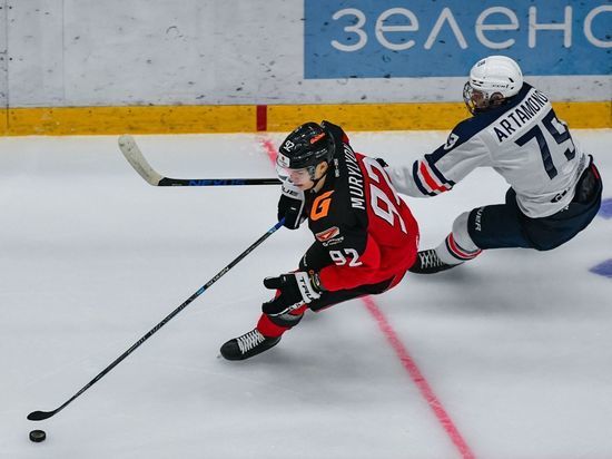 «Омские Ястребы» проиграли первый матч финала в четыре шайбы