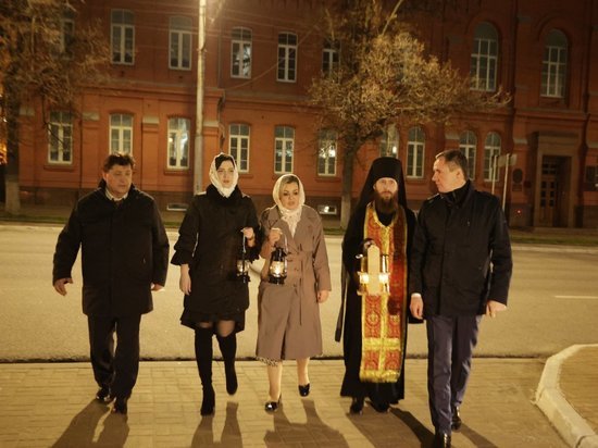 Благодатный огонь доставили в Белгородскую область