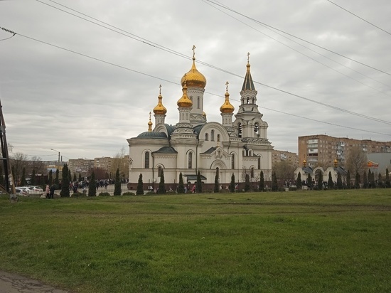 Более двух сотен храмов провели торжественные богослужения в ДНР