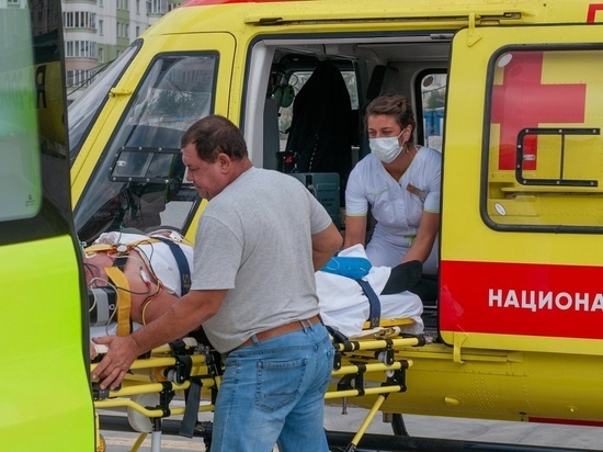 Медики из Курска и Москвы спасли 62-летнего мужчину с разрывом сердца