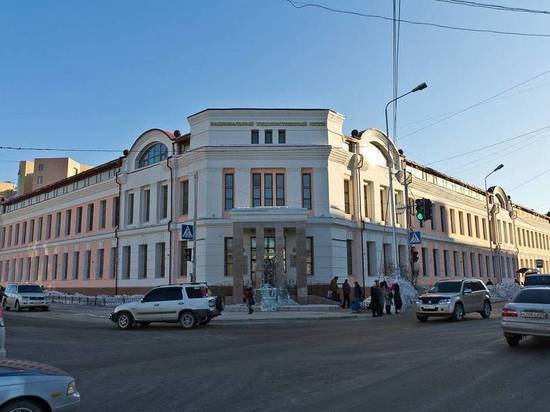 В Якутске состоится презентация альбома-каталога «Художественное наследие: Намский улус»