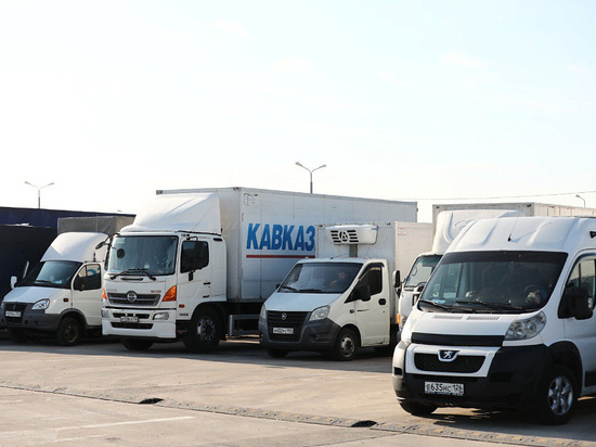 Со стороны Краснодарского края очередь на Керченскую переправу составляет 136 грузовиков