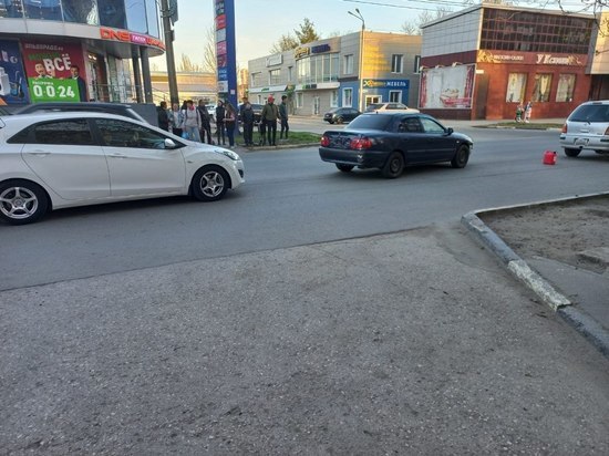 В Балакове под колёса иномарки попал школьник
