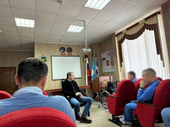 «Раненые, но живые»: Гладков навестил мобилизованных белгородцев в московском госпитале