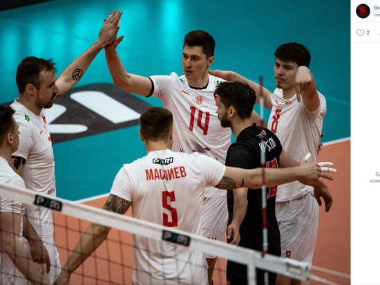 Белгородские волейболисты одержали волевую победу