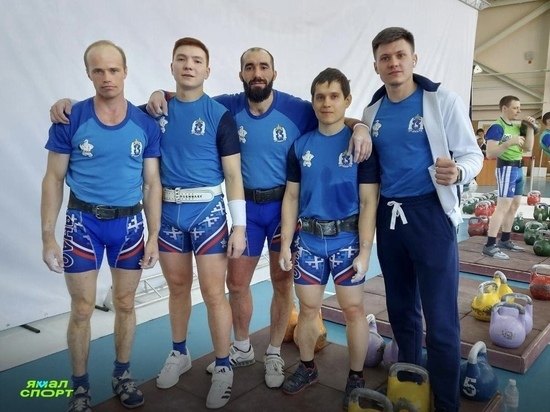Взяли 20 медалей: гиревики из ЯНАО стали чемпионами Урала