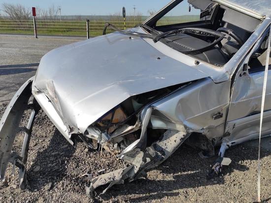 На федеральной трассе «Кавказ» водитель-лихач разбил новую машину