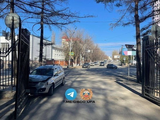 Автомобилист из Уфы почувствовал себя плохо за рулем и скончался в больнице