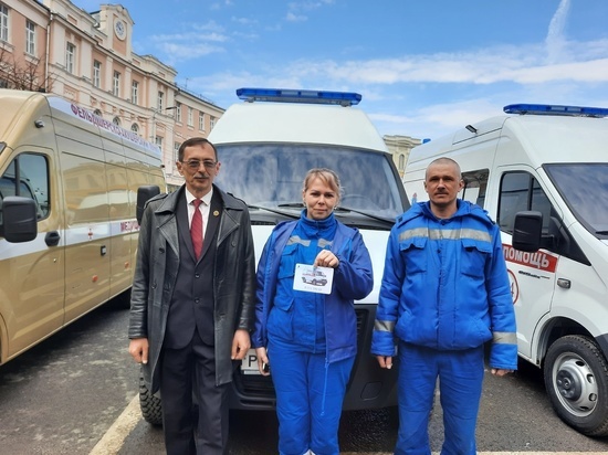 В Оленинском округе Тверской области появилась новая машина скорой помощи