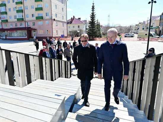 Андрей Назаров посетил в Кумертау местный ЗАГС и общественные пространства