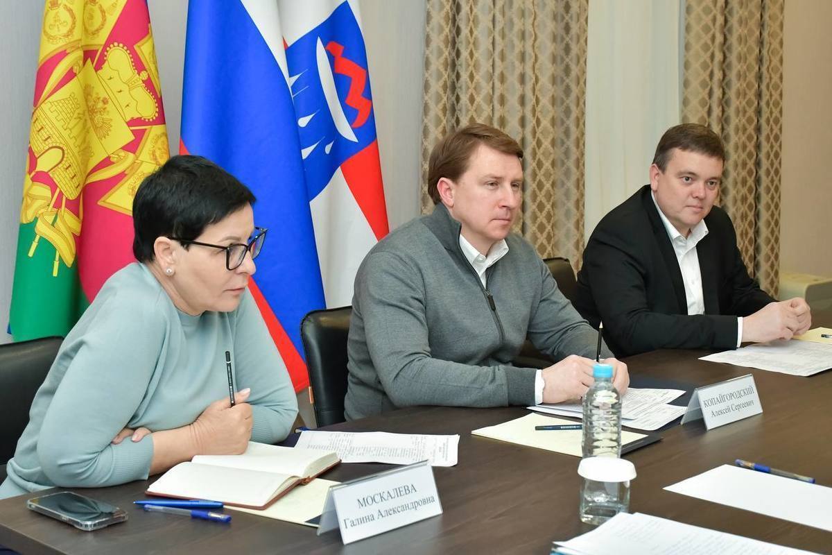 Мэр Сочи лично выслушал просьбы и пожелания жителей Хостинского района - МК Сочи