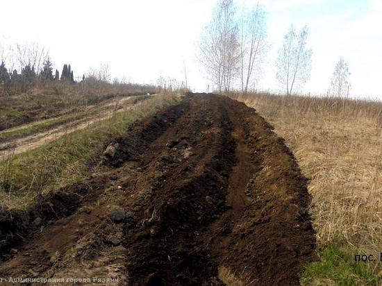 В Рязани проводят противопожарную опашку городских территорий