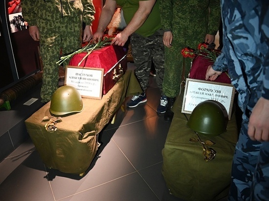 В Смоленске останки воинов Великой Отечественной войны переданы для захоронения в родной земле