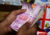 Отечественные банки уже открыли депозиты в рупиях

