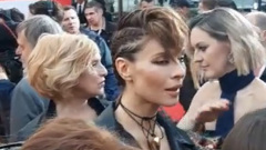 Елену Подкаминскую в новом образе еле узнали на красной дорожке