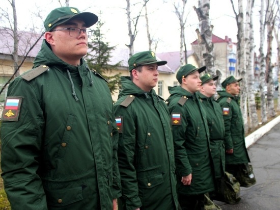 Первых призывников с Сахалина отправили в армию
