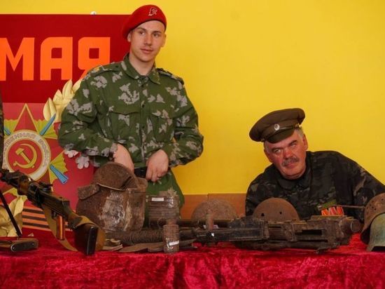 В Орле члены поисковых объединений преподали лицеистам урок мужества