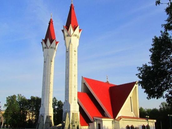 Радий Хабиров поздравил жителей Башкирии праздником Ураза-байрам