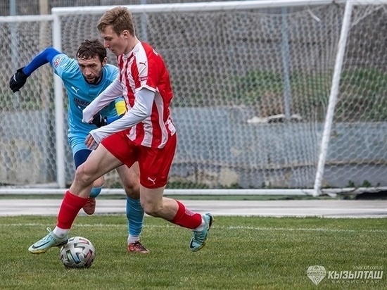 Футбол в Крыму: «Кызылташ» одержал третью побед и упрочил лидерство