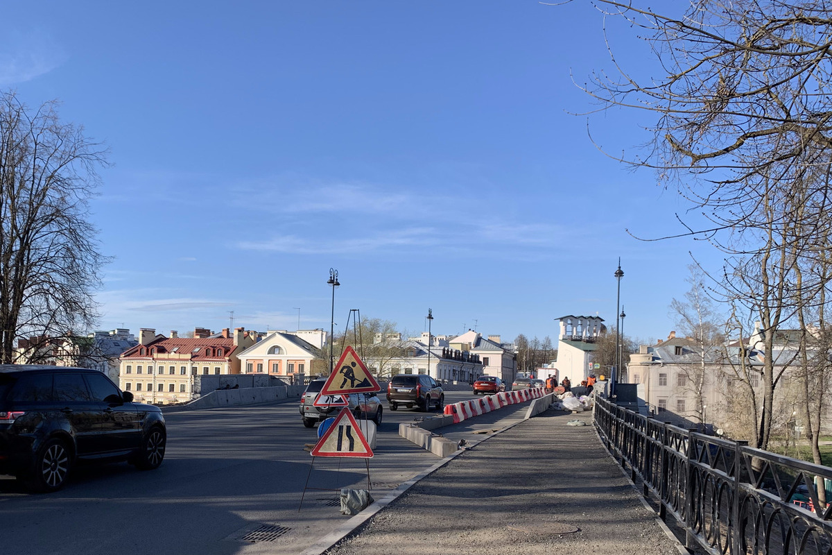 октябрьский мост псков