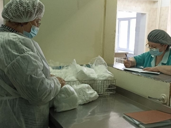 Медики Краснокаменска отправили перевязочный материал в зону СВО
