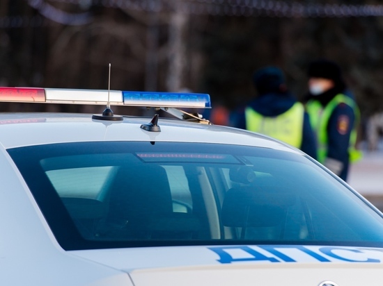 В Челябинске в опрокинувшейся маршрутке пострадали шесть человек