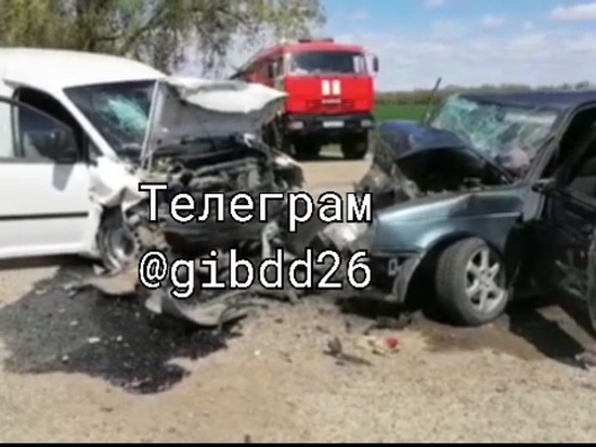 В Нефтекумском округе нарушение правил обгона стало причиной смертельного ДТП