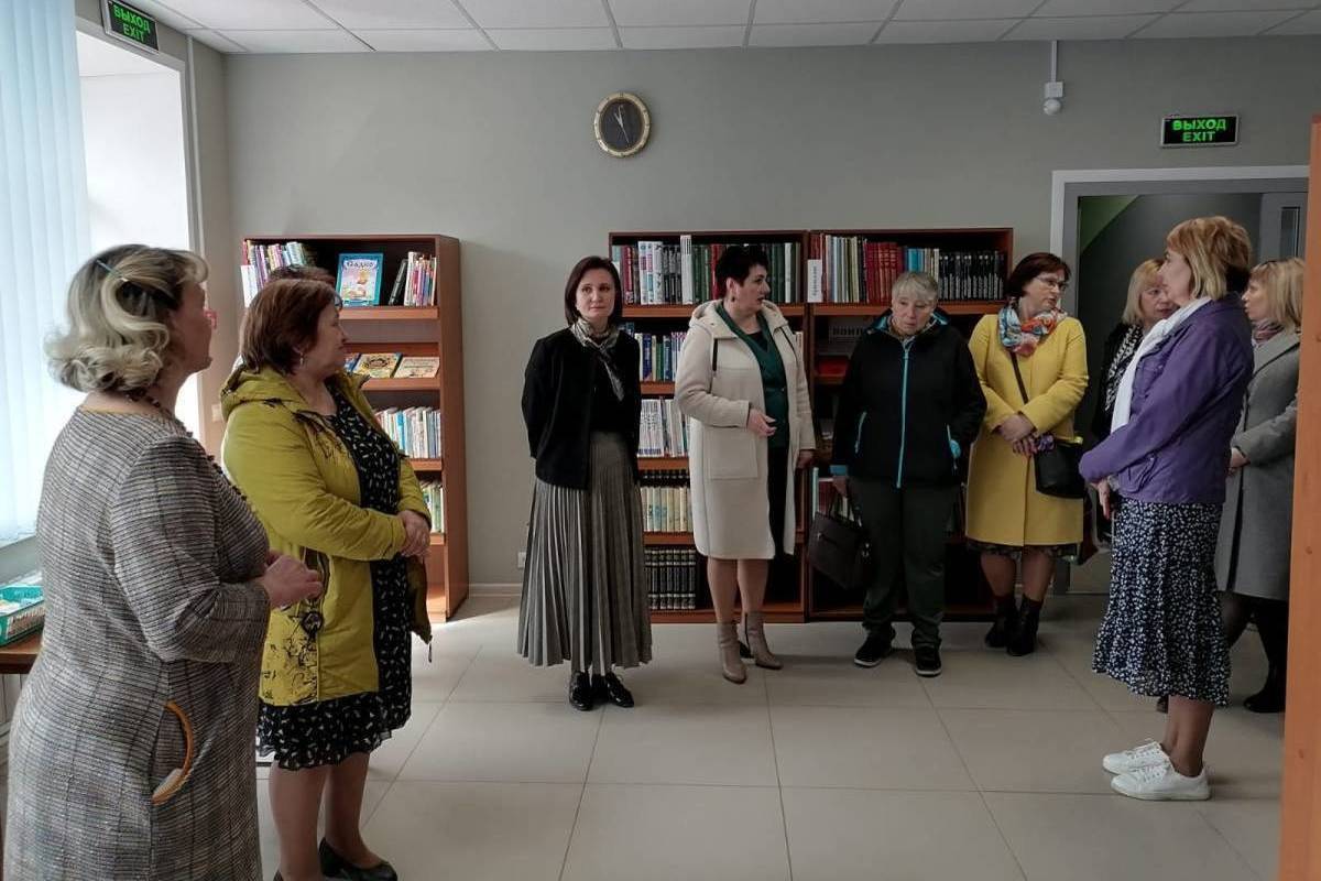В Нерехтском районе в рамках партийного проекта «Женское движение Единой России» состоялось выездное заседание женсовета